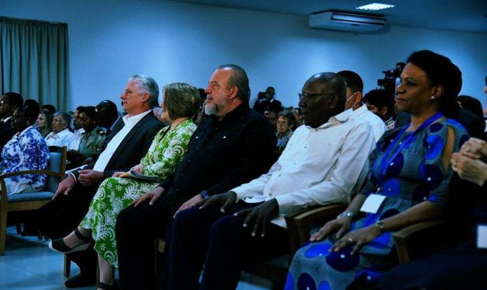 Díaz-Canel en inauguración de Feria del Libro