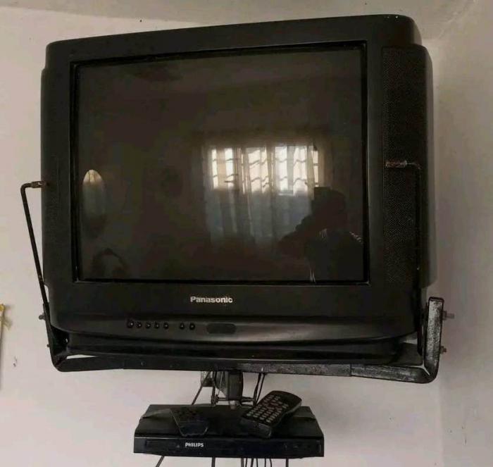 Televisor