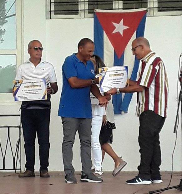 Reconocimientos por aniversario del INDER