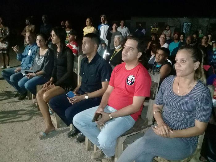 Pobladores del lugar