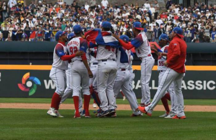 Cuba es primer lugar del grupo A en el Clásico Mundial