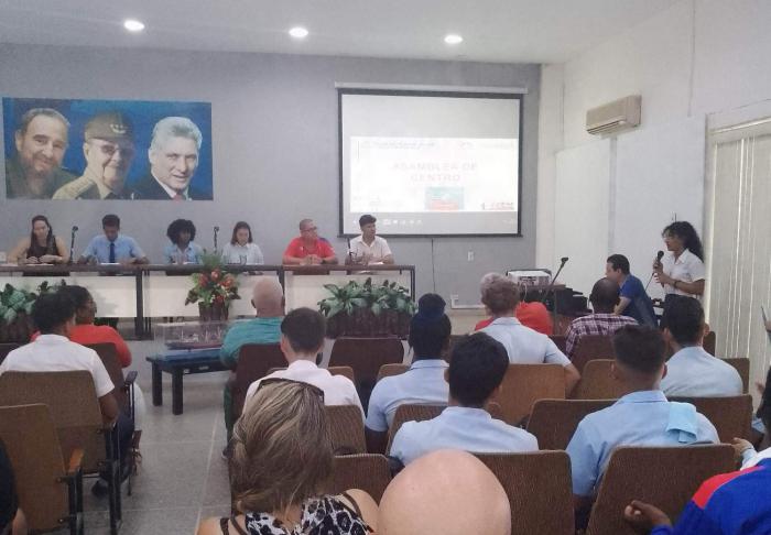 Participantes en el encuentro