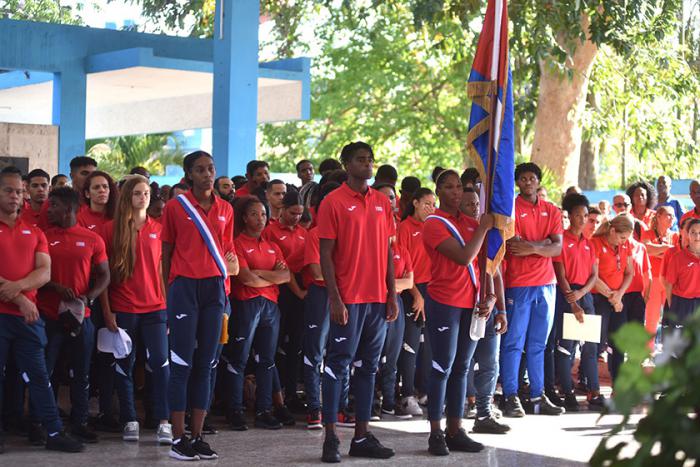 Abanderan novel delegación de Cuba a quintos Juegos del ALBA