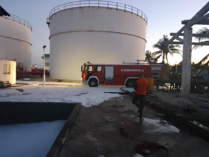 Sofocado incendio en zona industrial de Matanzas