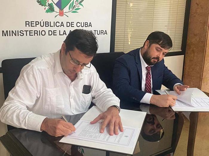 Firman Cuba y Rusia protocolo de trabajo 