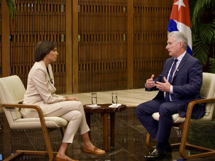 Miguel Díaz-Canel entrevistado por periodista de RT