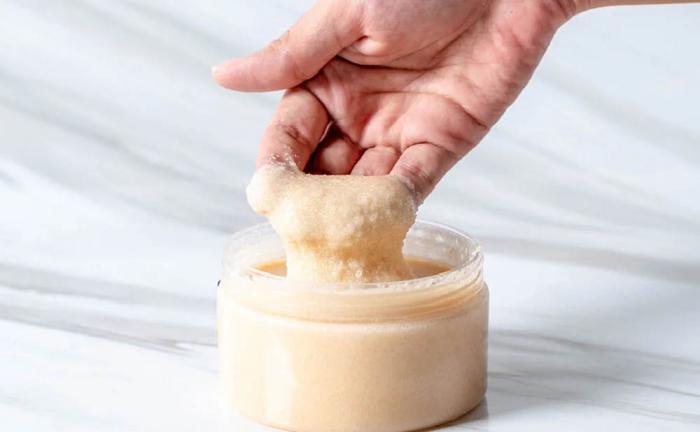 Exfoliante de aceite de coco y azúcar