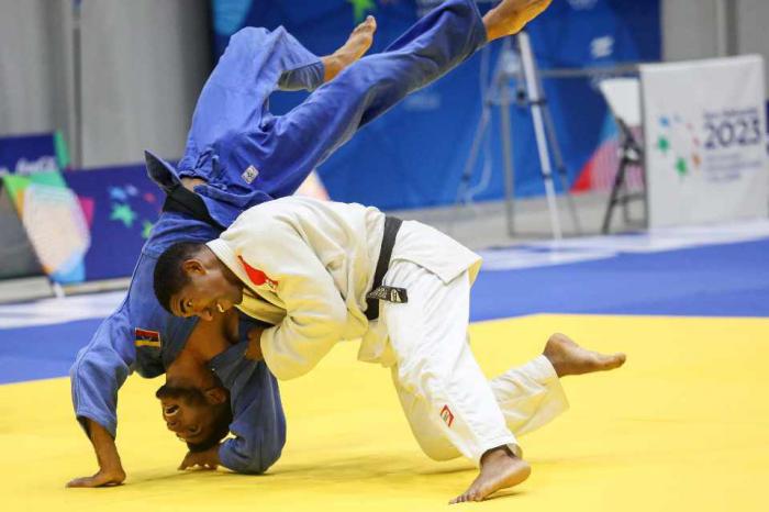 El judo cubano sumó este domingo medallas de todos los colores en Juegos Centroamericanos y del Caribe de San Salvador 2023