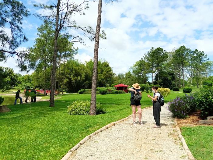 Personas en el Jardín Botánico