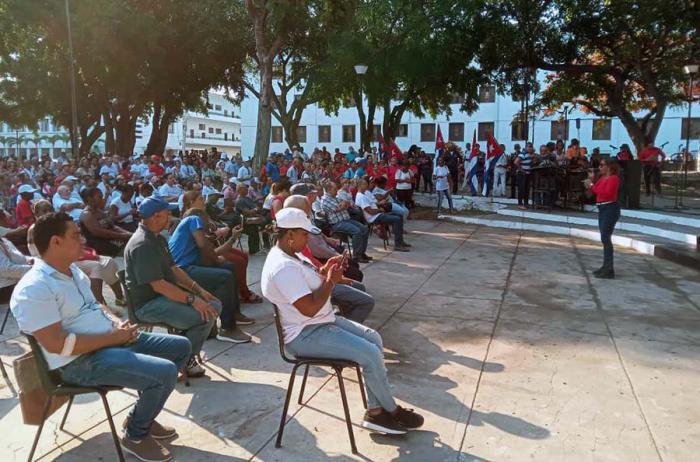 En el Cerro se celebra el Día de la Rebeldía Nacional