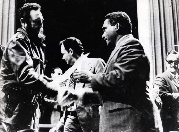 Continuamente tuve las palabras de aliento y consejos del Comandante y a cada rato me recordaba: Yo soy afiliado, ¿Cómo anda la construcción?, relata Pedro Fernández.