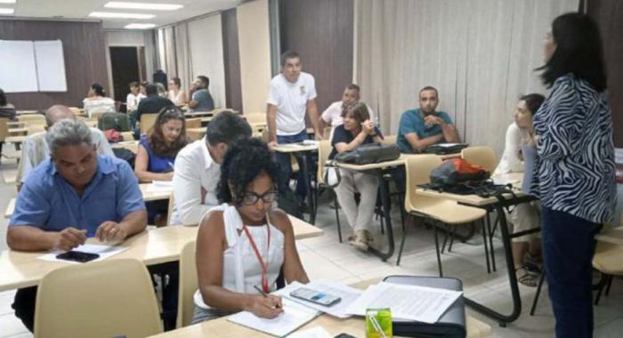 Sesiona taller sobre mecanismos de financiamiento a Mipymes