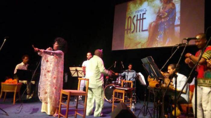 Zunilda Remigio en concierto