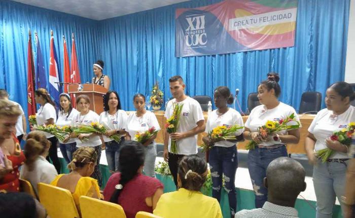 Asamblea Municipal de la UJC en el Cotorro