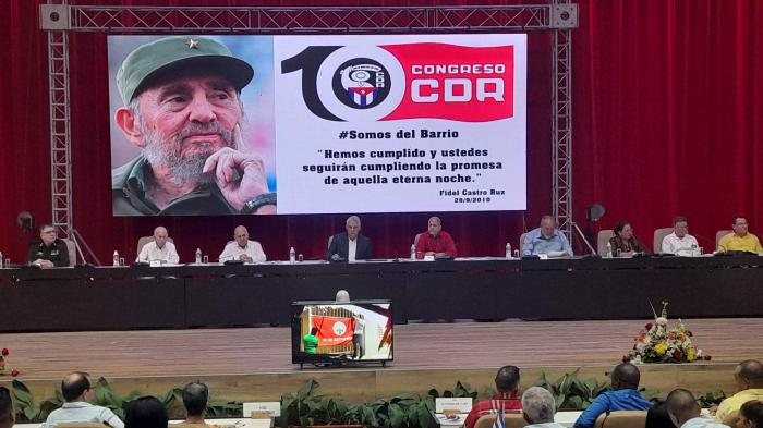 Preside Díaz-Canel clausura del X Congreso de los CDR