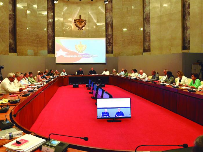 Aprueba Consejo de Ministros normas jurídicas