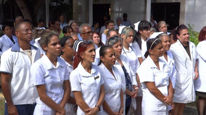 Combatientes y Trabajadores civiles del Policlínico Docente de G y 10
