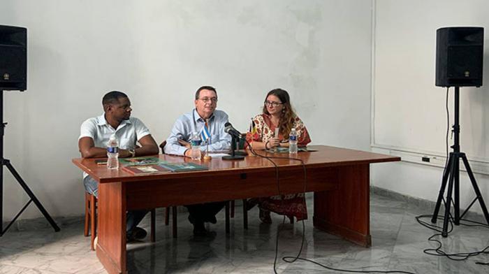 Conferencia prensa Semana Belga en La Habana