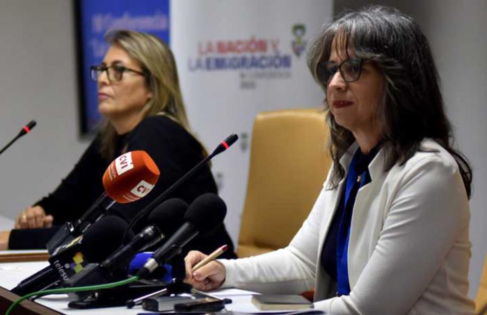 Conferencia sobre la Nación y la emigración