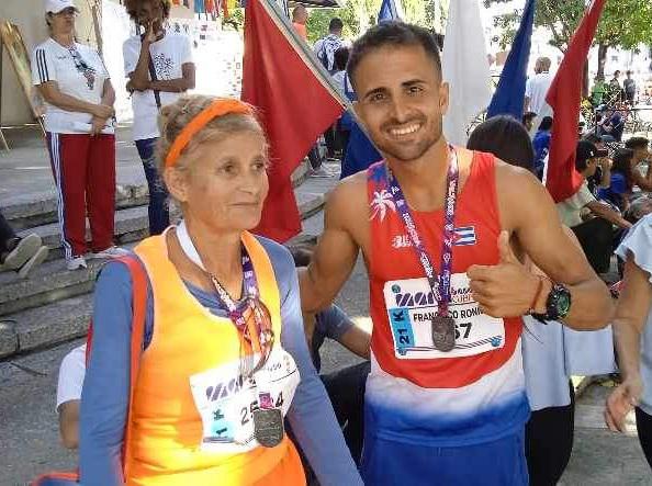 Ronnei Estévez, ganó la media Maratón de Marabana