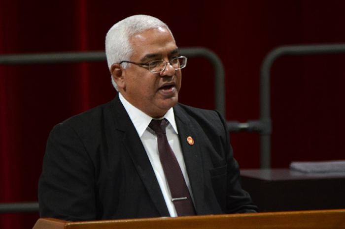 Atender y dar respuesta al pueblo en nueva Ley en Cuba