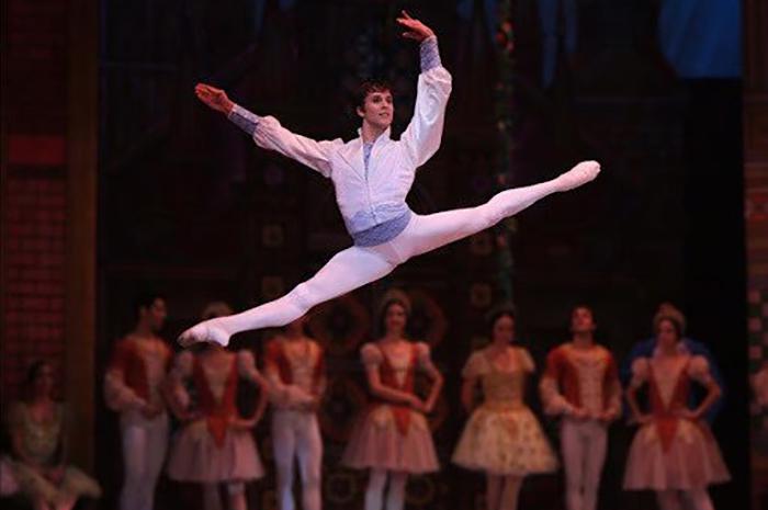 Dani Hernández, Primer Bailarín del Ballet Nacional de Cuba