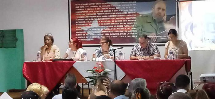 Visita de Gobernadora Habana al Cotorro