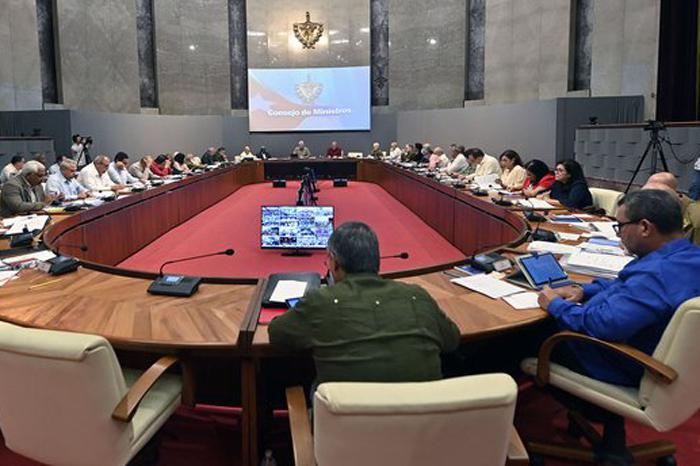 Procesos políticos acompañarán las Proyecciones del Gobierno