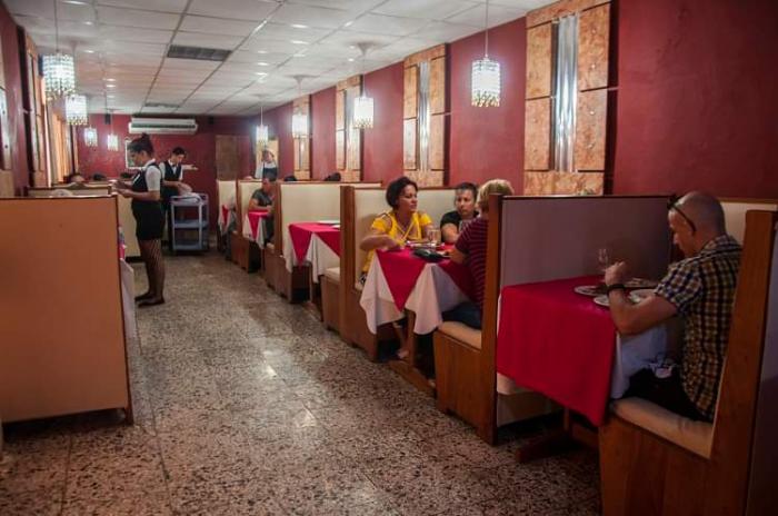 Clientes en un restaurante