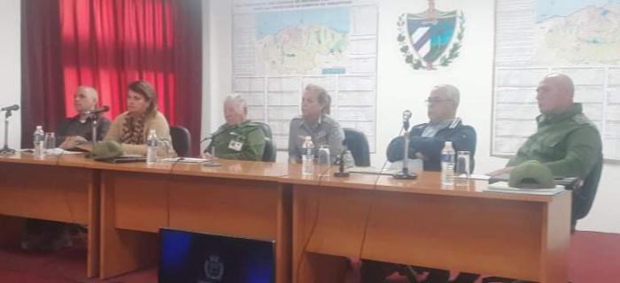 Presidencia de la reunión de control de la Defensa civil