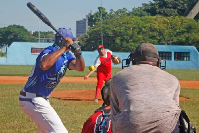 Torneo provincial de softball de la prensa de La Habana