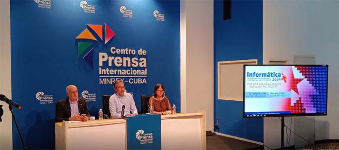 Conferencia de prensa de Informática 2024