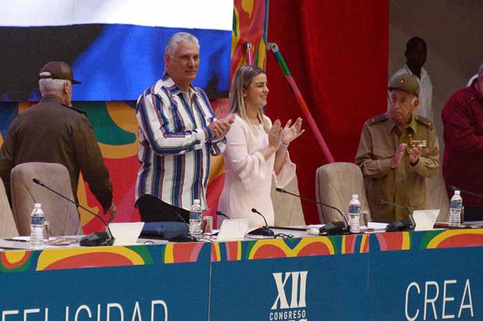 Díaz-Canel en la clausura del XII Congreso de la UJC