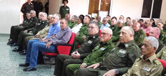 Participantes en el acto de reconocimiento