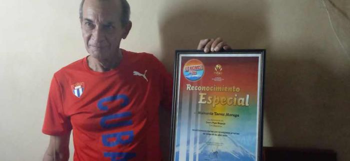 Meinardo Torres Morena, entrenador Tiro deportivo