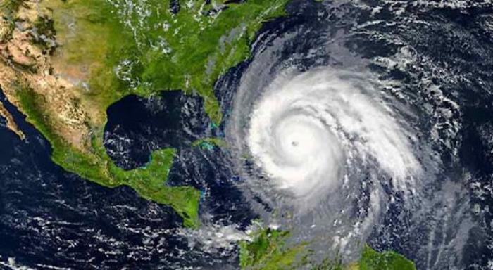 Anuncian nombres de tormentas y huracanes de la temporada