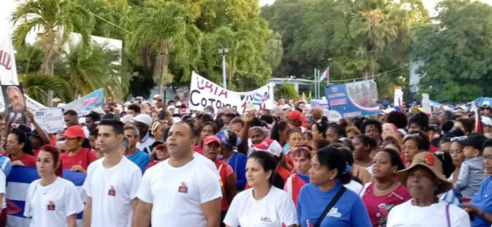 En áreas de la siderúrgica José Marti 