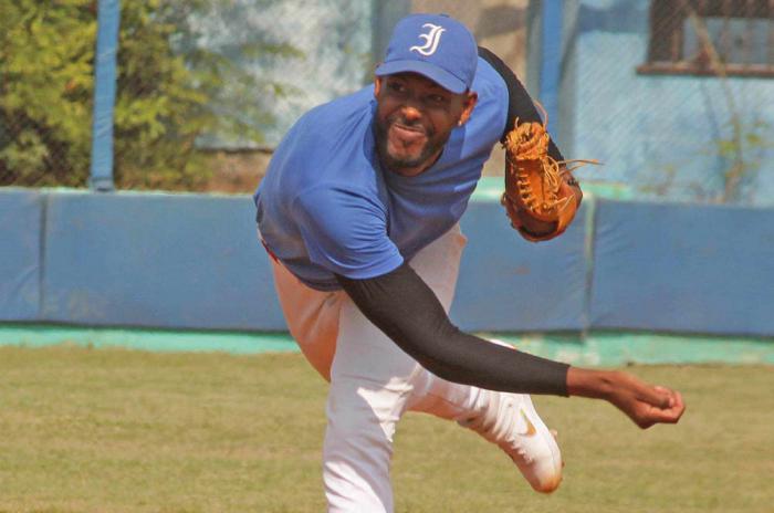 Pitcher de Industriales