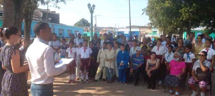 Sesión solemne poder popular Boyeros por Día de las Madres