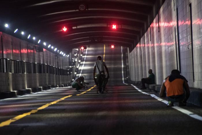 En fase final reparación del túnel de la bahía