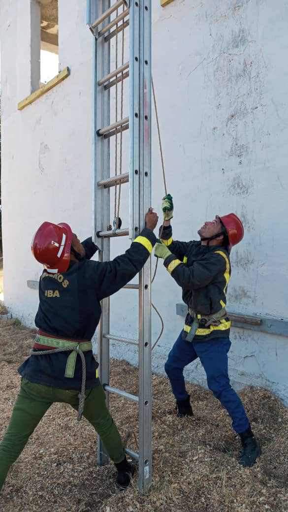 En la institución docente Mártires de la Calle Patria se realizaron las competencias de habilidades técnicas.