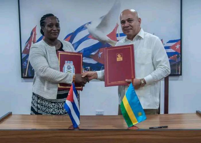 Cuba y Ruanda firman acuerdo