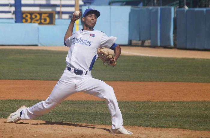 Pitcher de Industriales