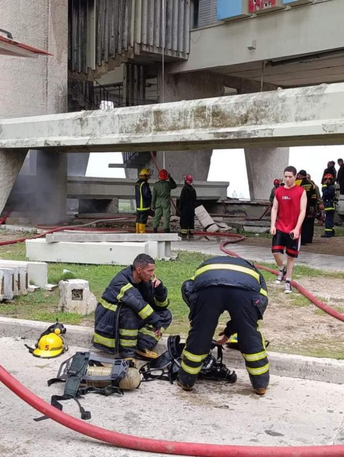 Controlado Incendio en el Edificio Girón