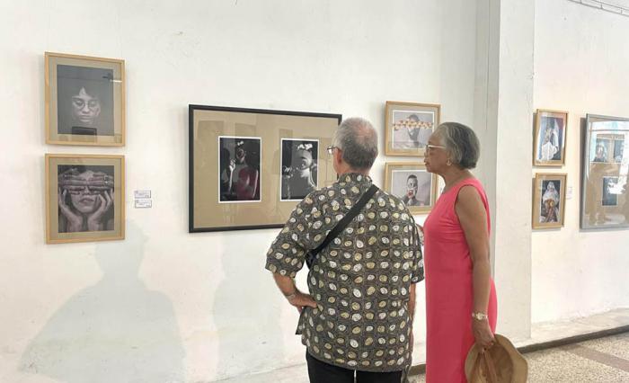 Inauguran muestra colectiva de fotografía Reflejos del Alma