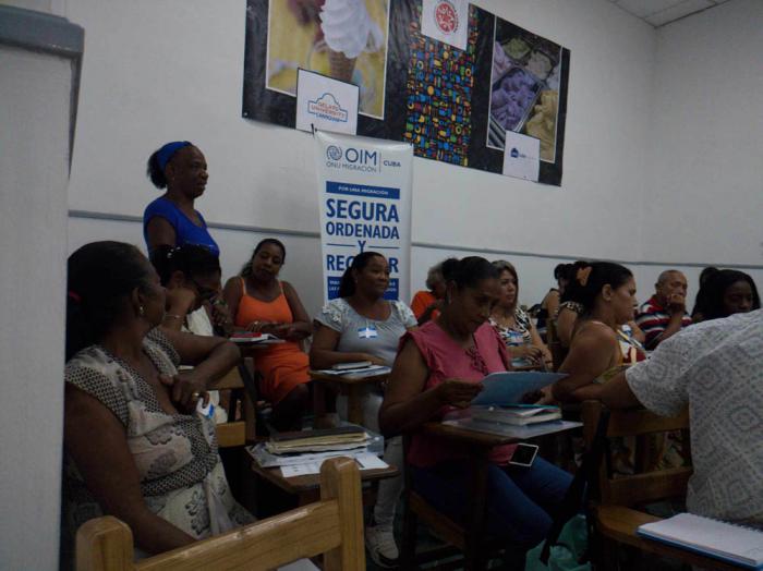 Taller sobre albergues por azote de gran huracán