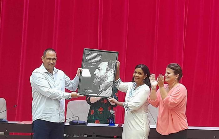 El Varona celebra Claustro Solemne en su 60 aniversario