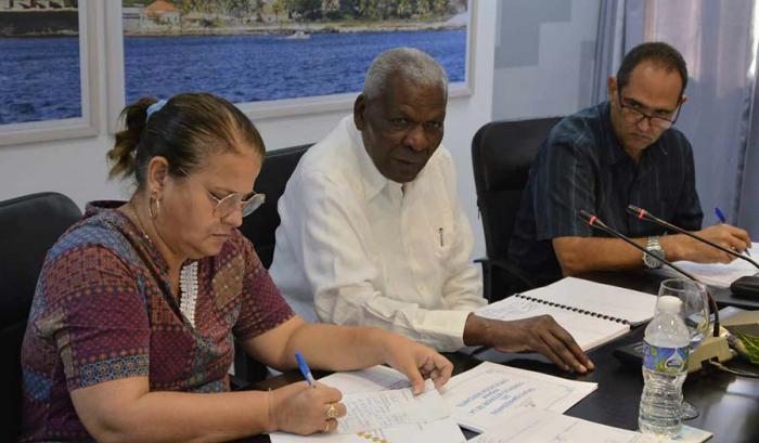 Preside Esteban Lazo Hernández reunión de trabajo en el gobierno de La Habana