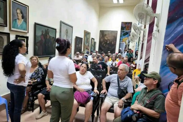 Brigada de solidaridad con Cuba visita proyecto Quisicuaba