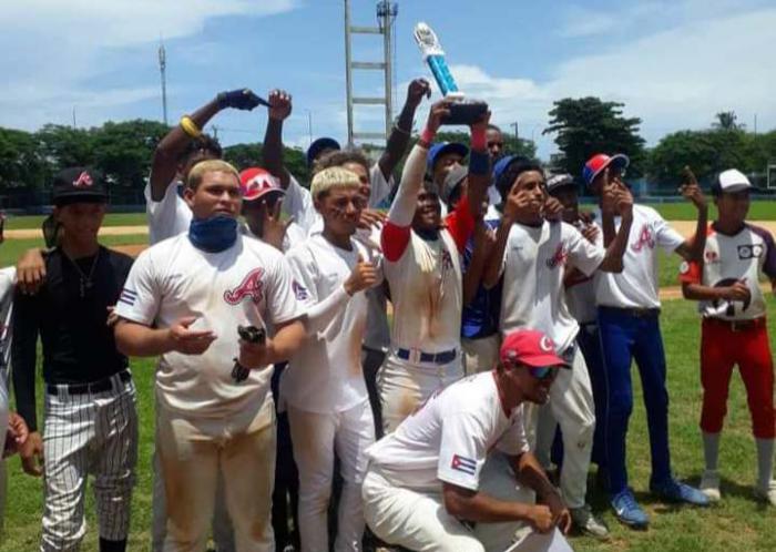 Arroyo Naranjo se proclamó campeón provincial de béisbol